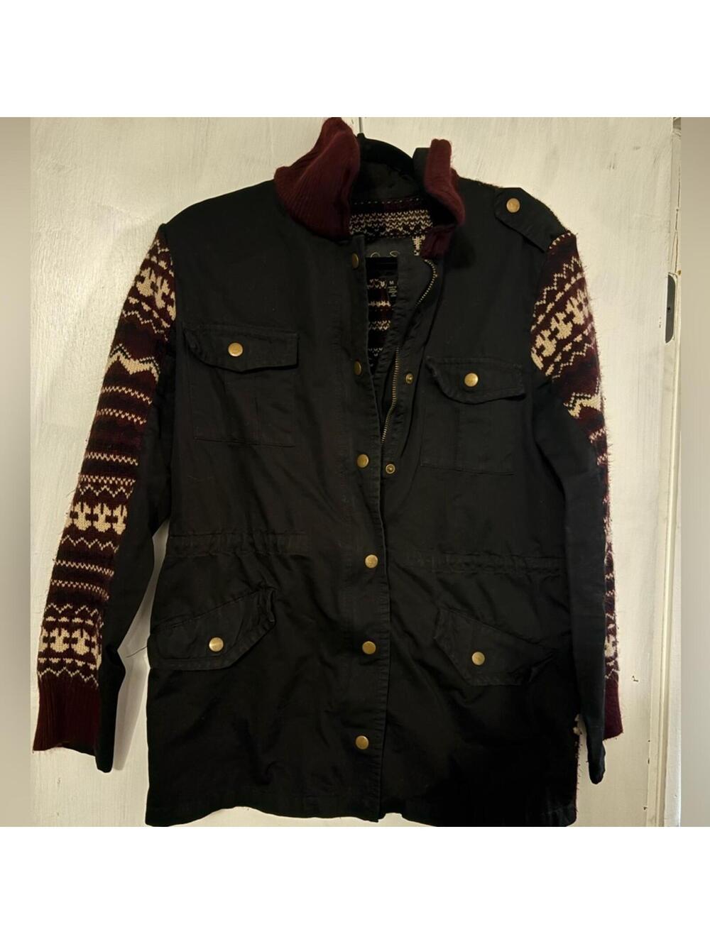 Jessica Simpson Black Jacket with Burgundy and Cream Pattern